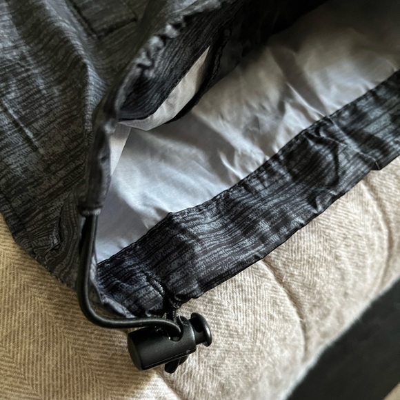 Lakers Windbreaker. - Picture 5 of 10